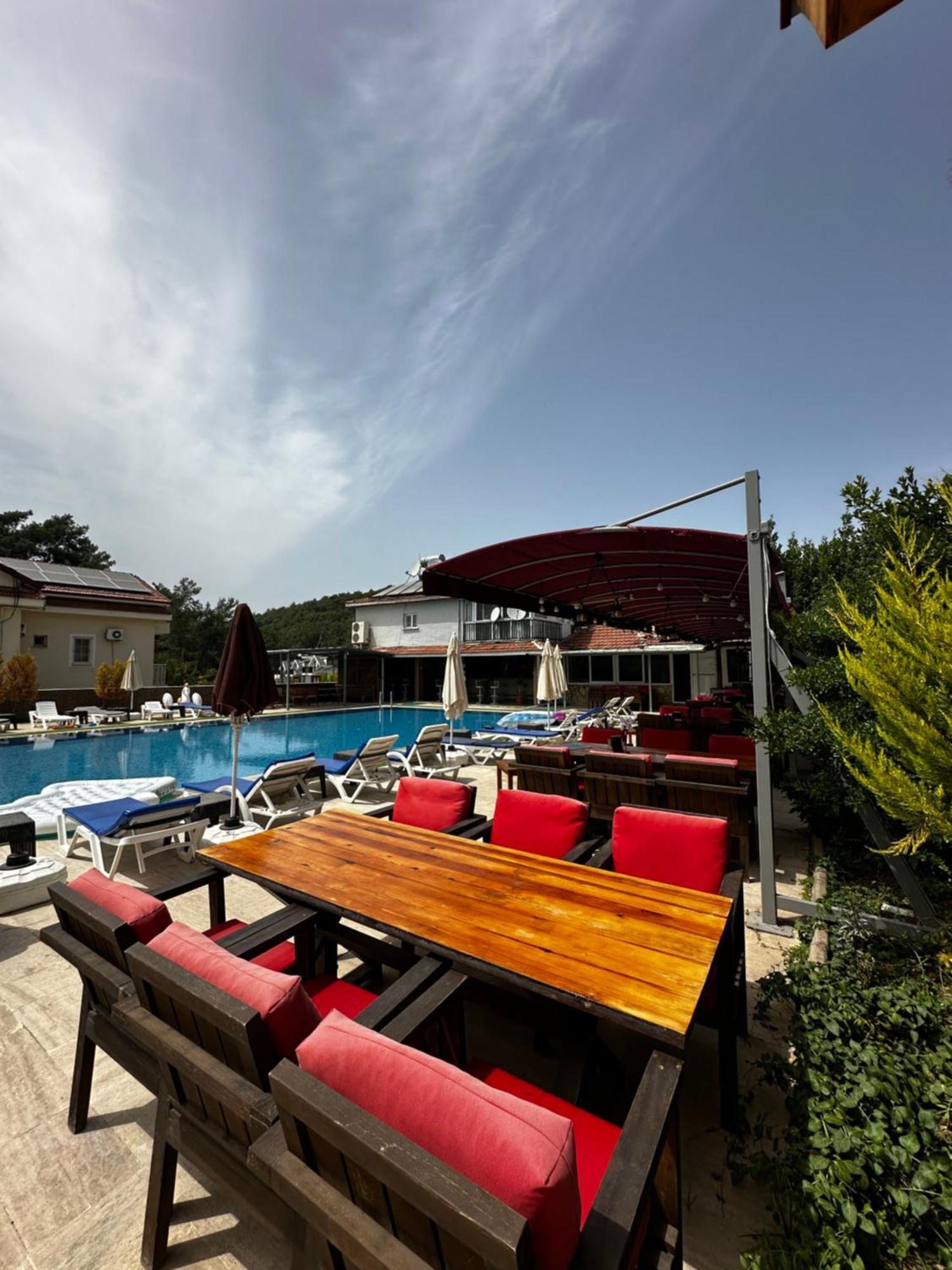 Carmina Hotel Ovacik  Bagian luar foto