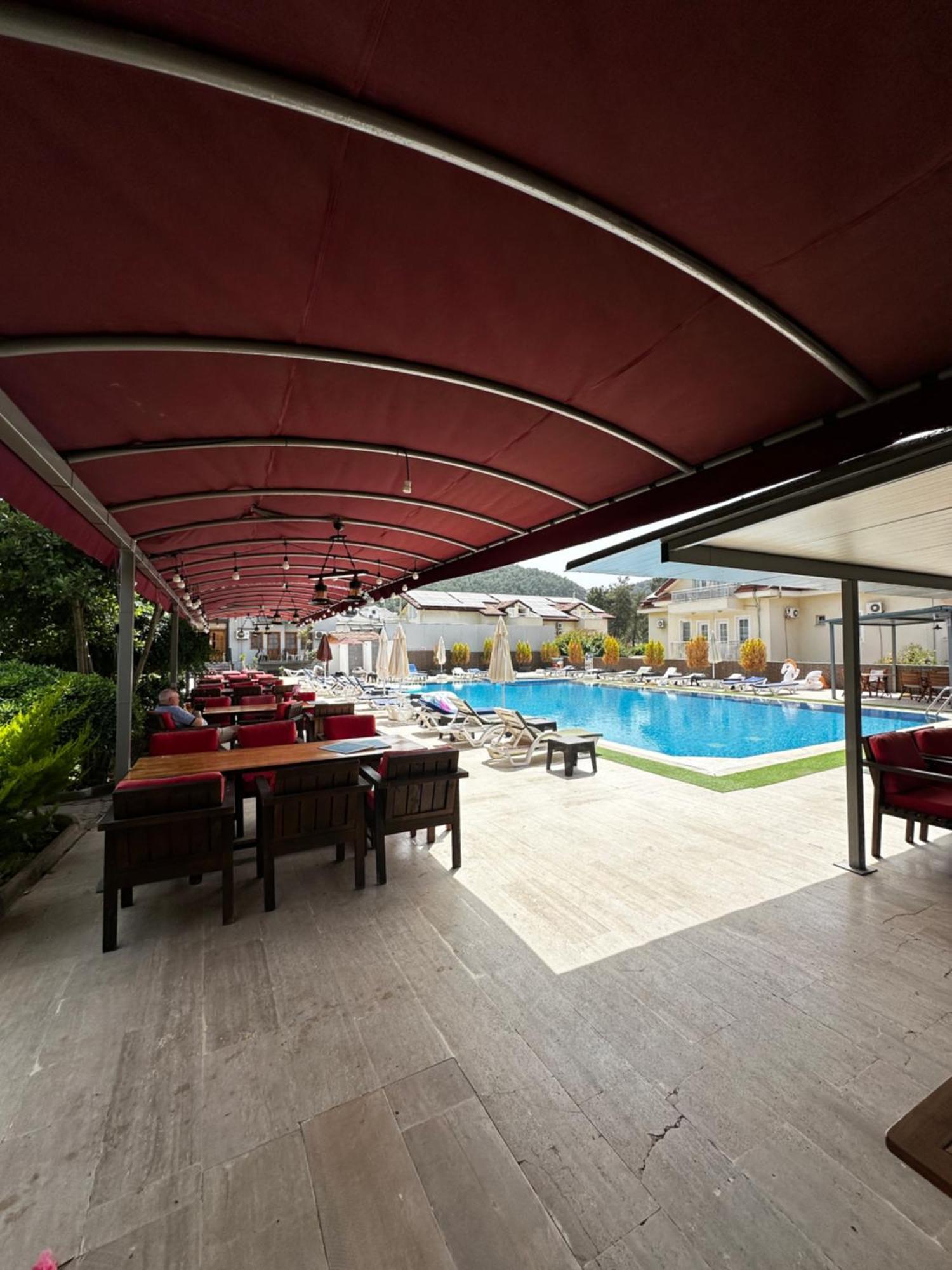 Carmina Hotel Ovacik  Bagian luar foto